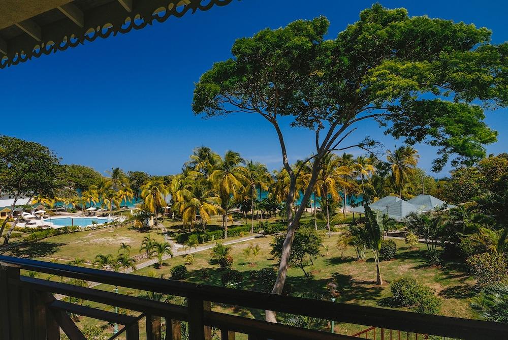 Bequia Beach Port Elizabeth Exterior foto